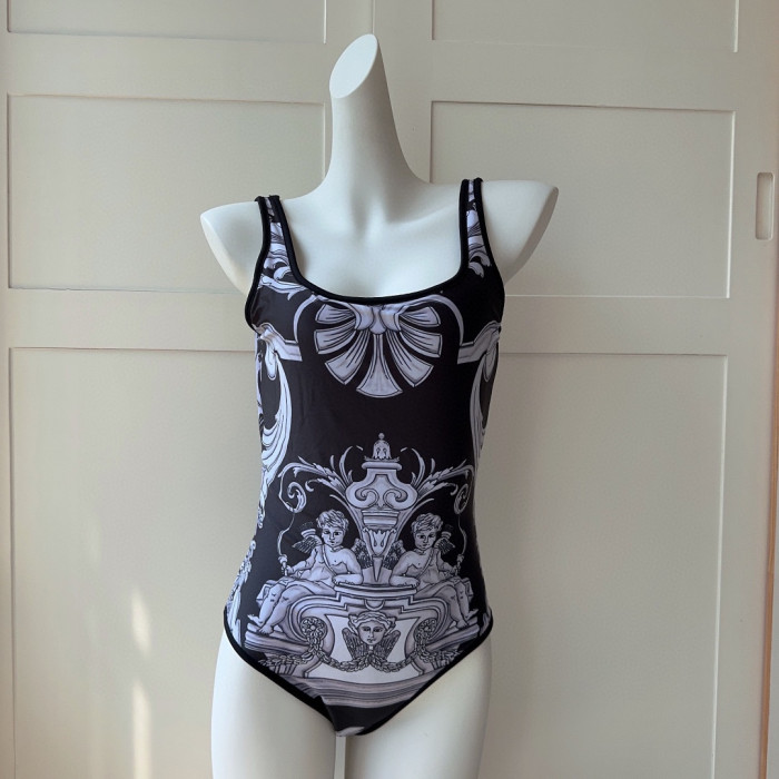 versa swimsuit