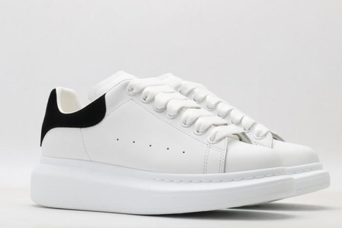alex mcqu sneakers