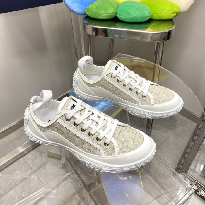 dr b28 low-top sneakers