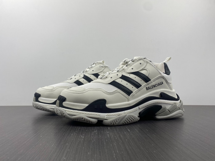 bl triple s trainers sneakers 22041201