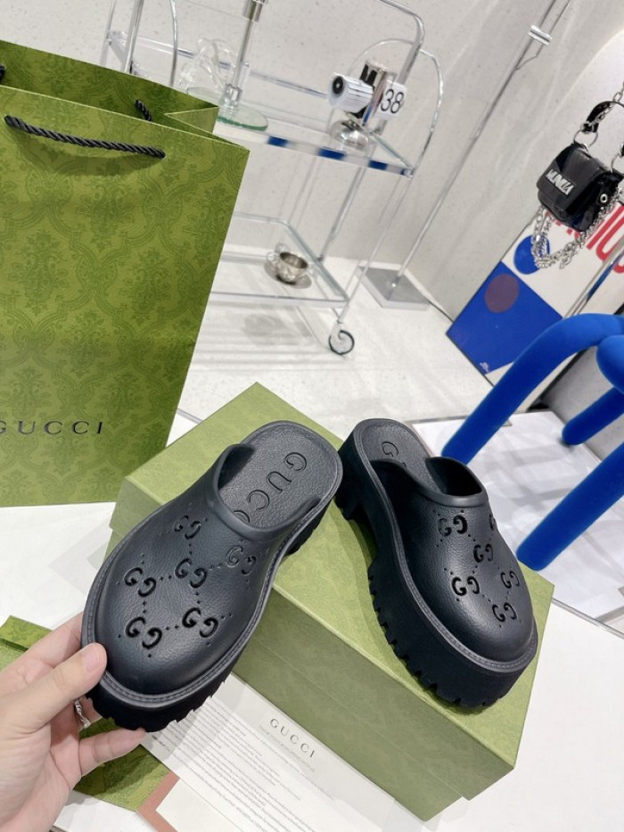 guc sandal