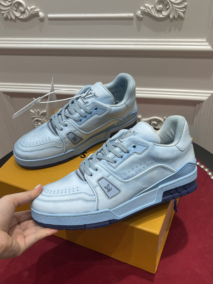 lovt sneaker