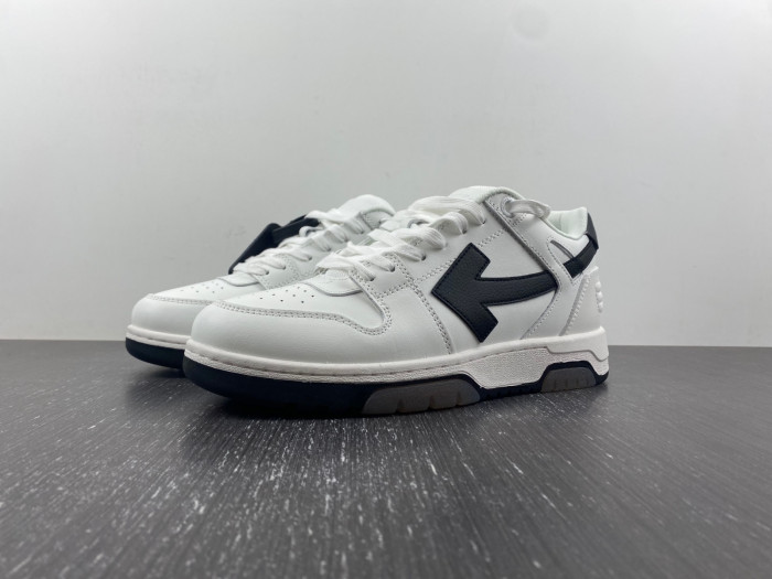 ofw out of office low-top leather sneakers 221008006