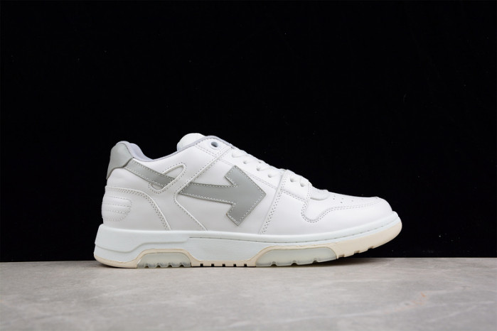 ofw out of office low-top leather sneakers 22100804