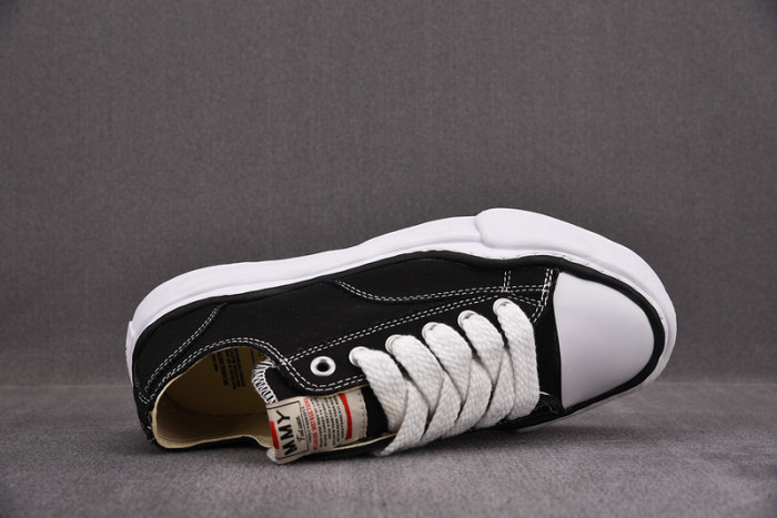 Ma*s*n mihara yasuhiro sneaker
