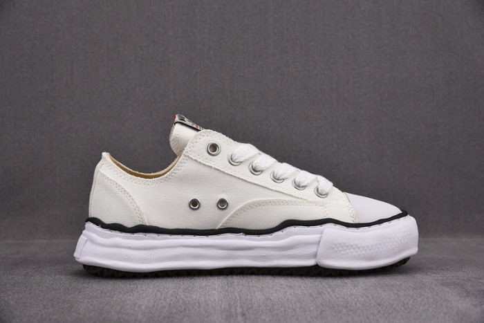Ma*s*n mihara yasuhiro sneaker