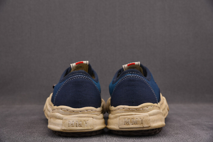 Ma*s*n mihara yasuhiro sneaker