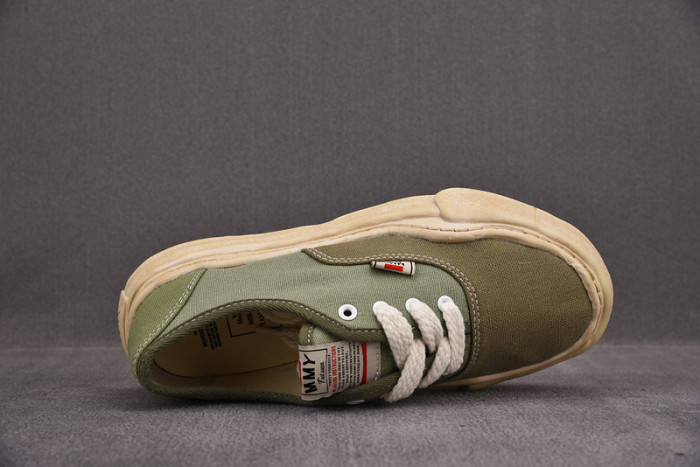 Ma*s*n mihara yasuhiro sneaker