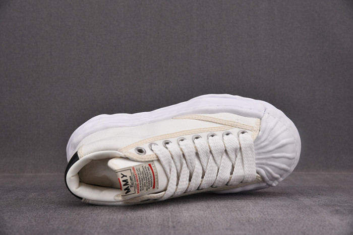 Ma*s*n mihara yasuhiro sneaker