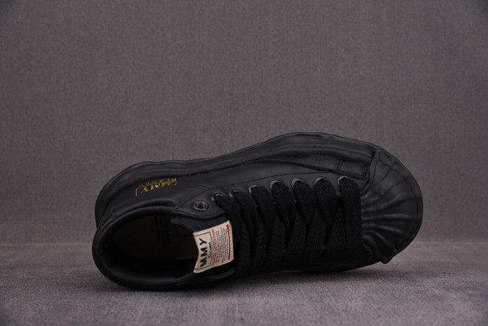 Ma*s*n mihara yasuhiro sneaker