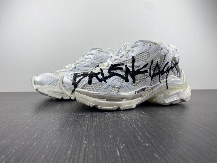 bl runner trainers sneakers