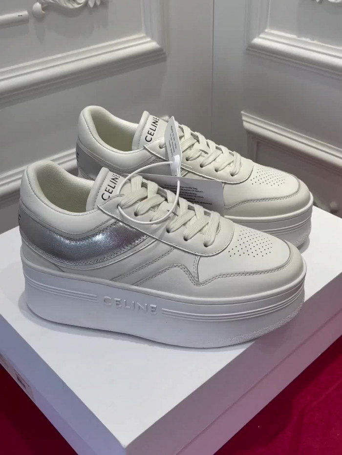 clin sneaker