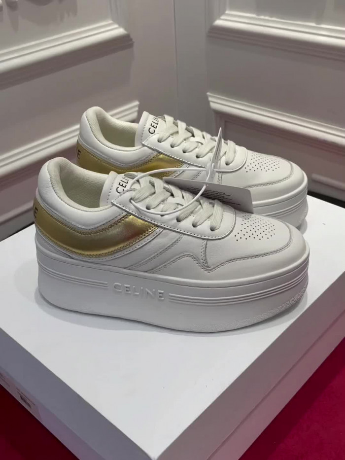 clin sneaker