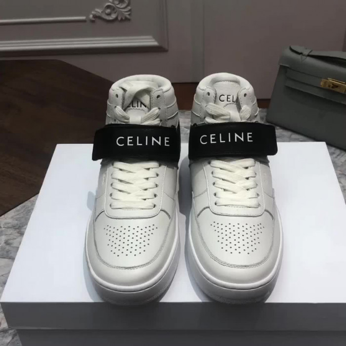 clin sneaker