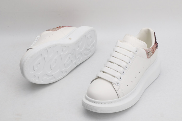 alex mcqu sneakers