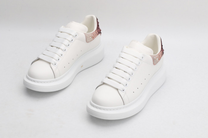 alex mcqu sneakers