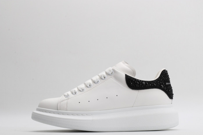 alex mcqu sneakers