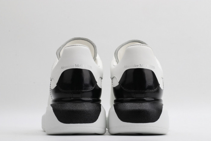 alex mcqu sneakers