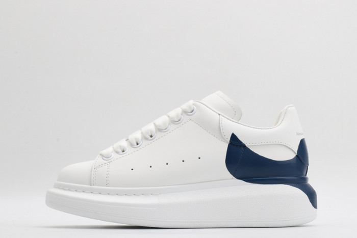 alex mcqu sneakers