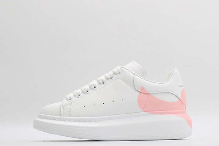 alex mcqu sneakers