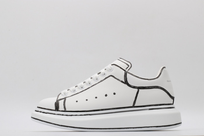 alex mcqu sneakers