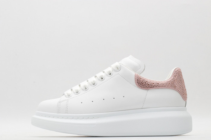 alex mcqu sneakers