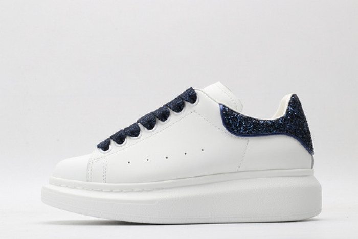 alex mcqu sneakers