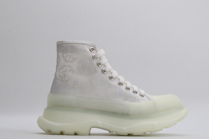 alex mcqu sneakers