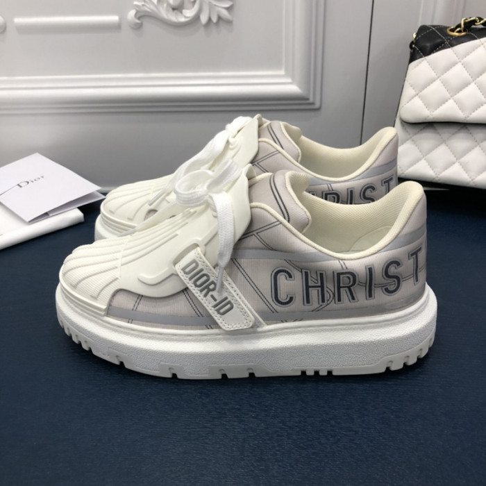 dr trainer sneaker