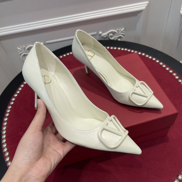 v*lentino heel