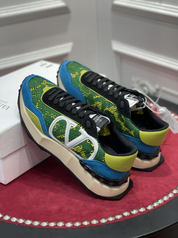 v*lentino sneaker
