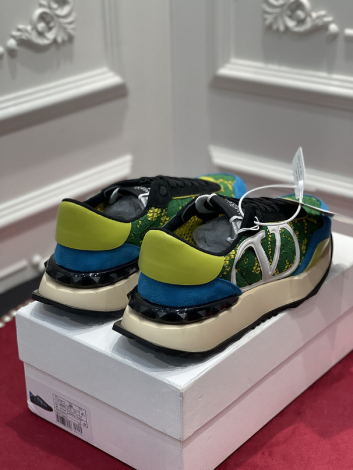 v*lentino sneaker