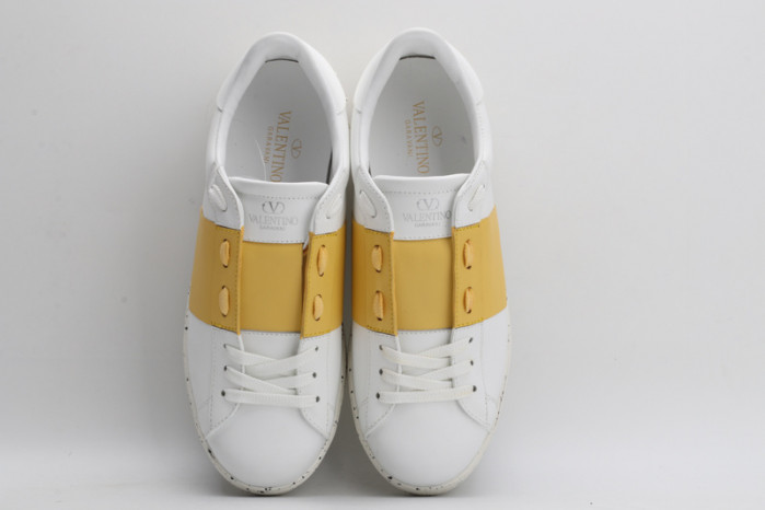 v*lentino sneaker
