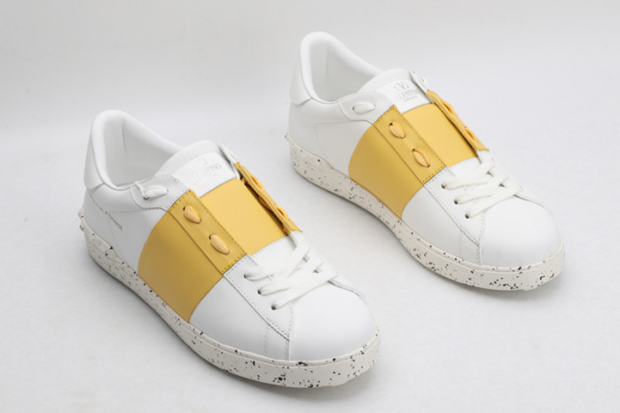v*lentino sneaker