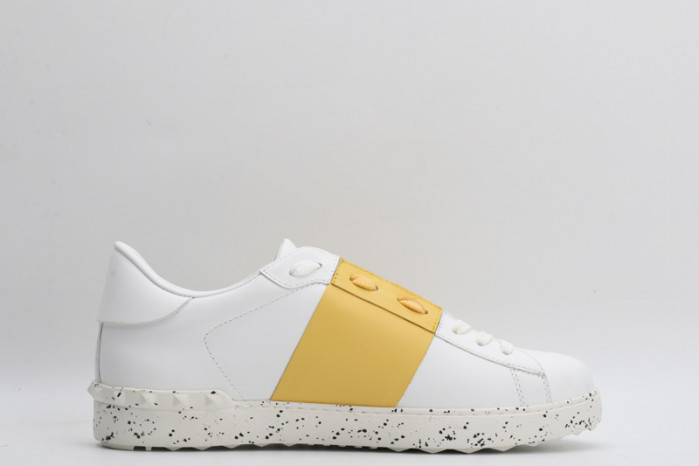 v*lentino sneaker