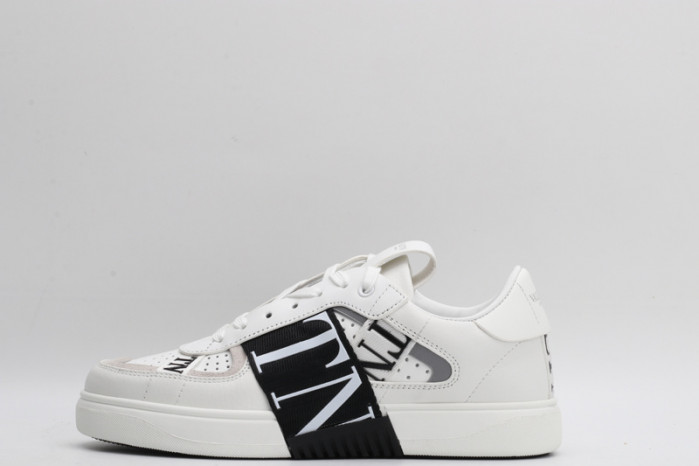 v*lentino sneaker