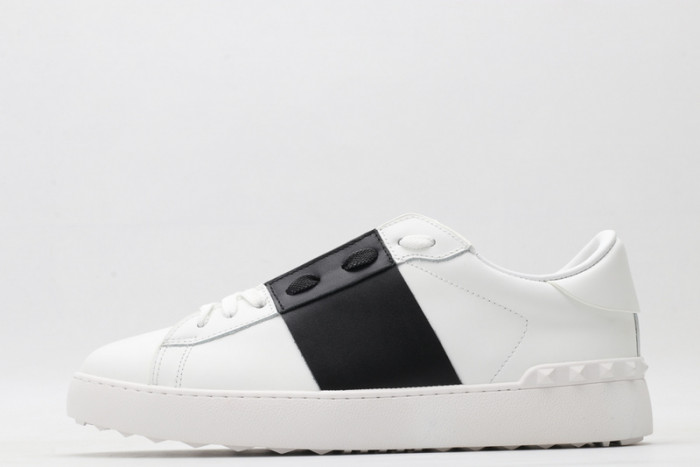 v*lentino sneaker