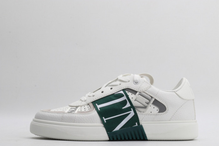 v*lentino sneaker