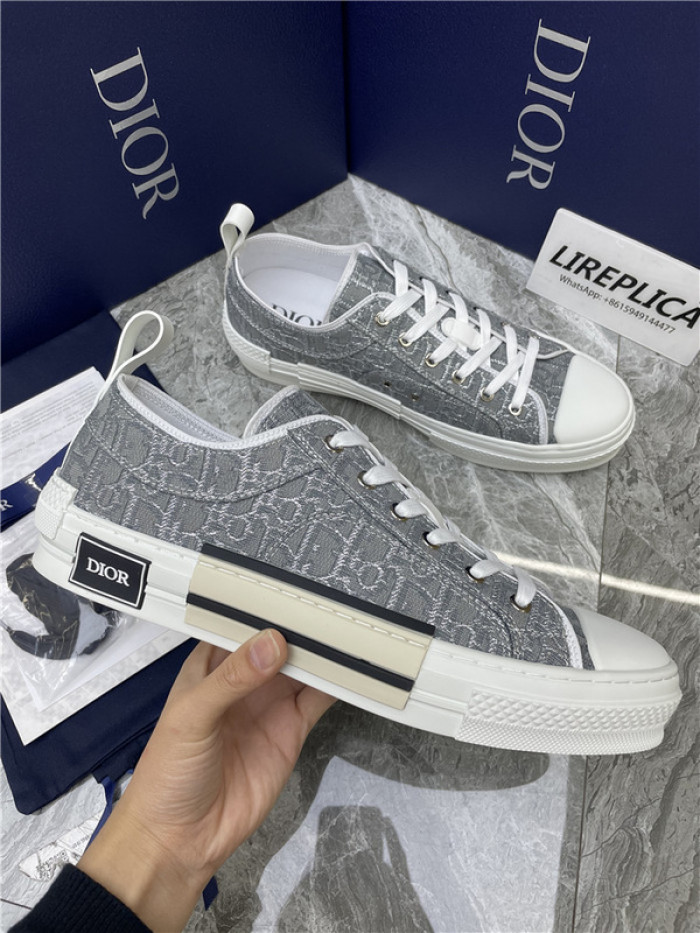 dr b23 sneakers