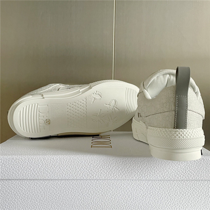 dr b23 sneakers