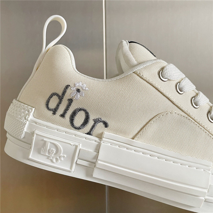dr b23 sneakers