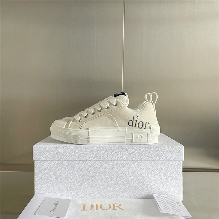 dr b23 sneakers