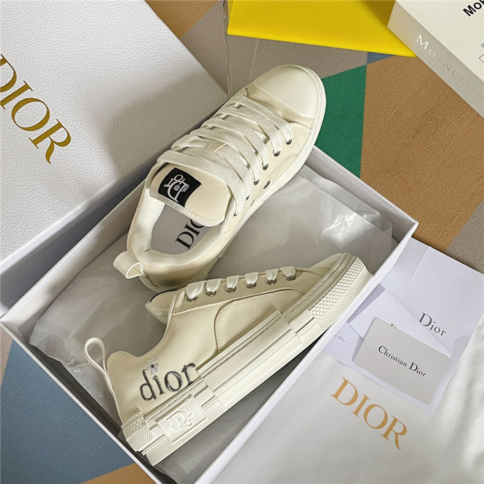 dr b23 sneakers