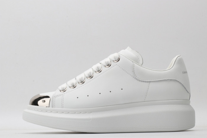 alex mcqu sneakers