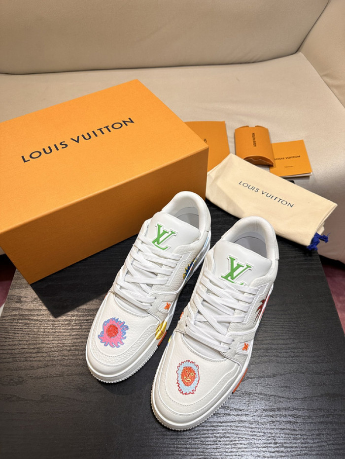 lovt sneaker