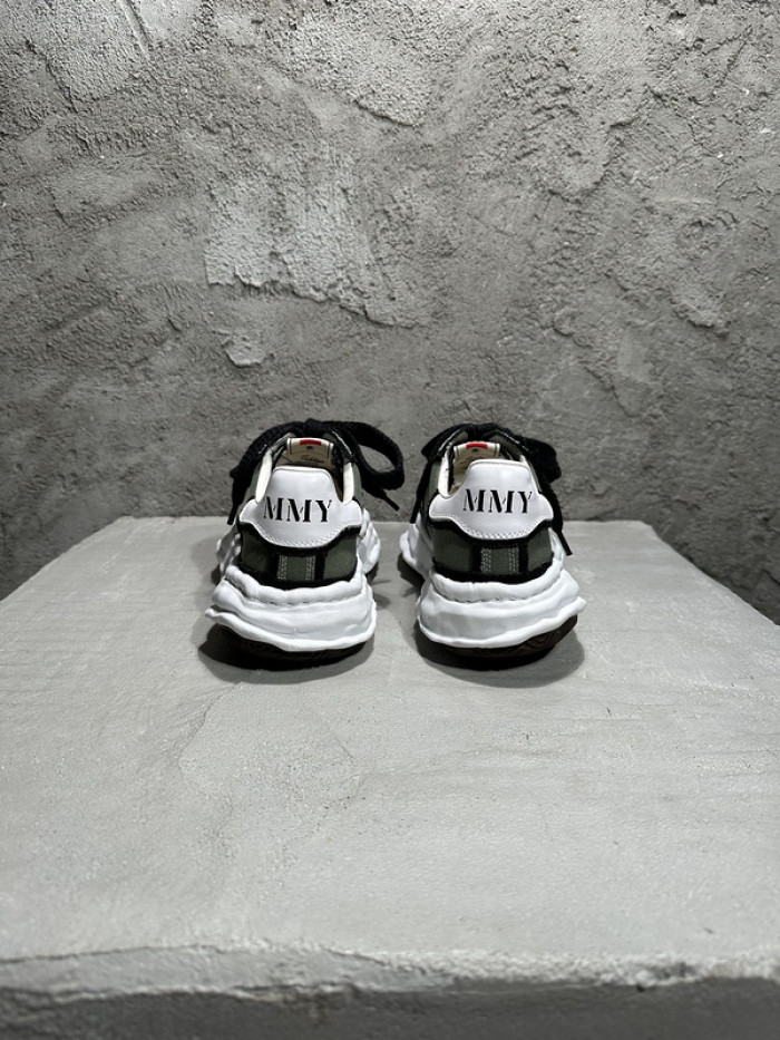 Ma*s*n mihara yasuhiro sneaker