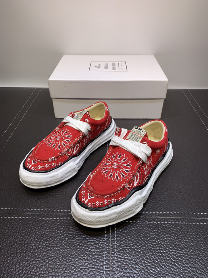 Ma*s*n mihara yasuhiro sneaker