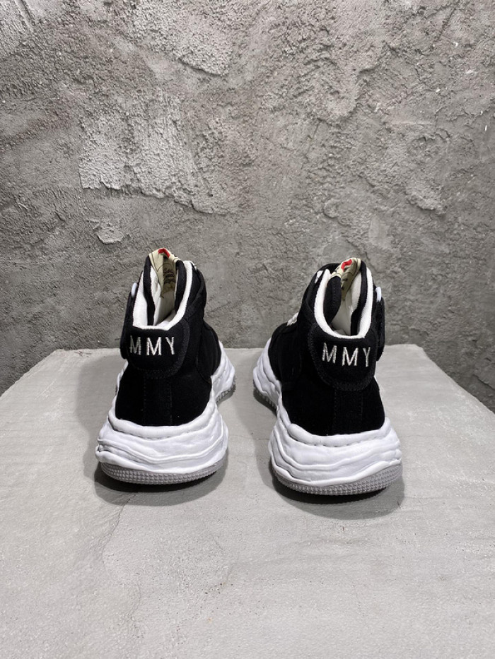 Ma*s*n mihara yasuhiro sneaker