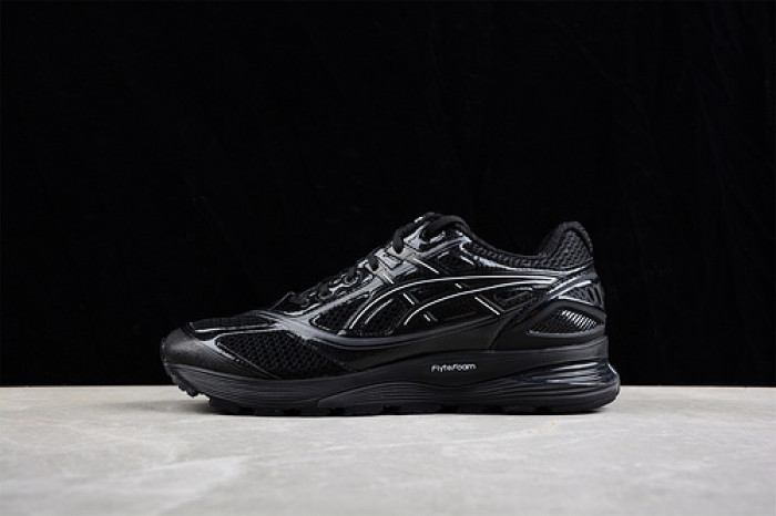 As*ic*s sneaker