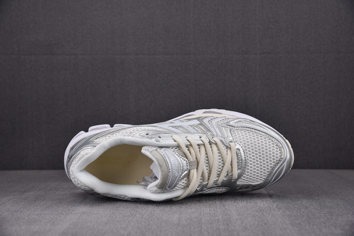 As*ic*s sneaker